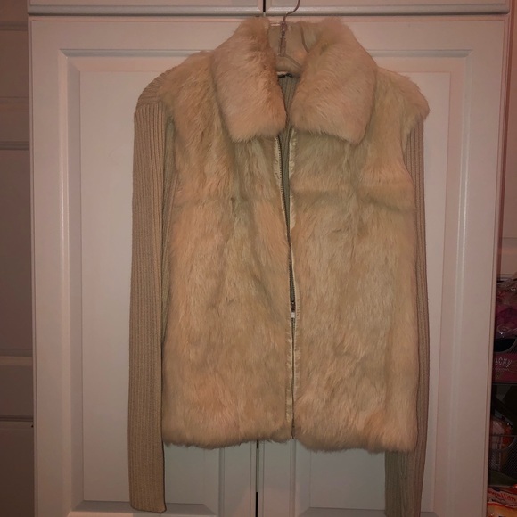 Real rabbit fur. Never worn, custom shop. - Picture 2 of 2